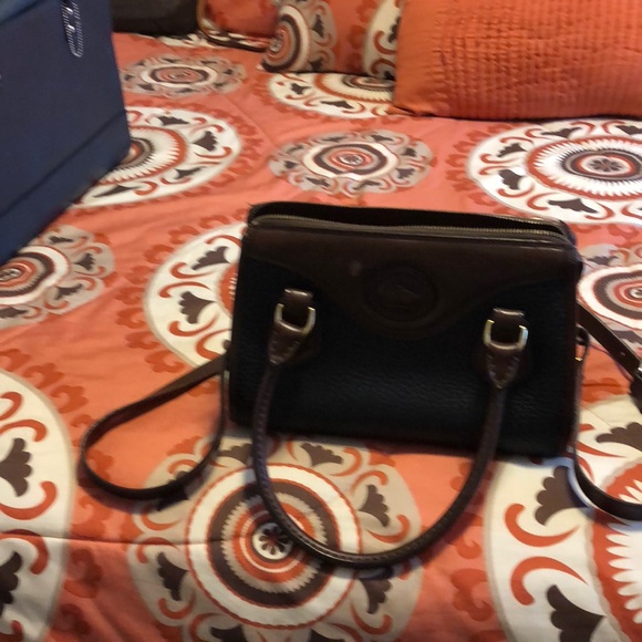 Purse - Picture 1 of 1